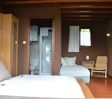 Trinquades Bed & Breakfast